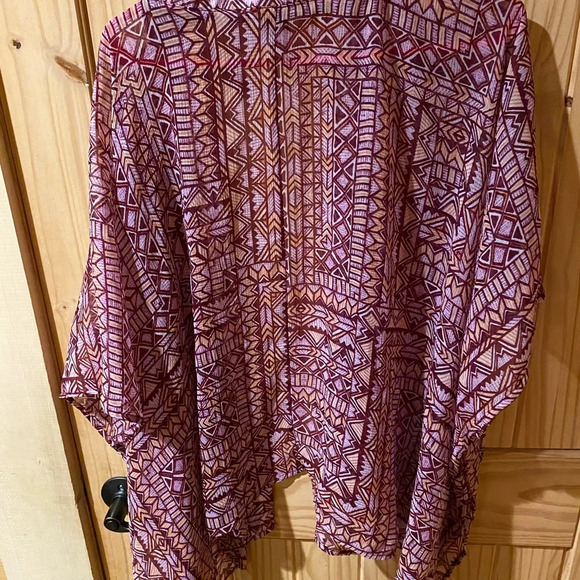 Arizona Jean Co. purple/pink kimono size medium/Large - Picture 5 of 5